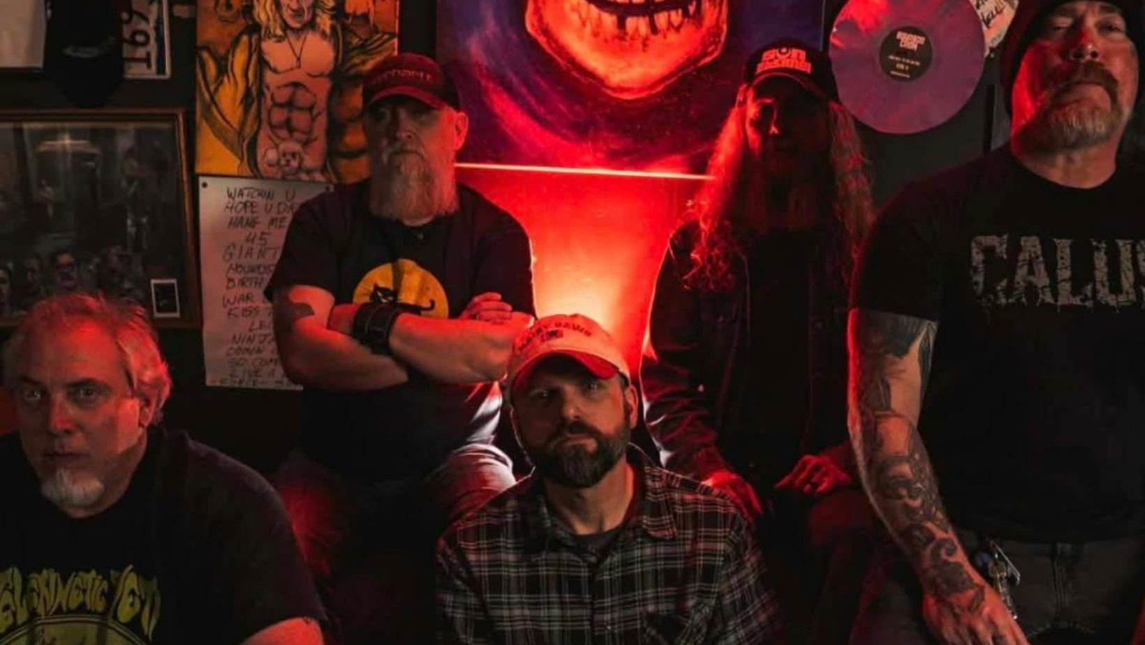 CALUS 20 Yıl Sonra Yeni EP’siyle Geri Dönüyor