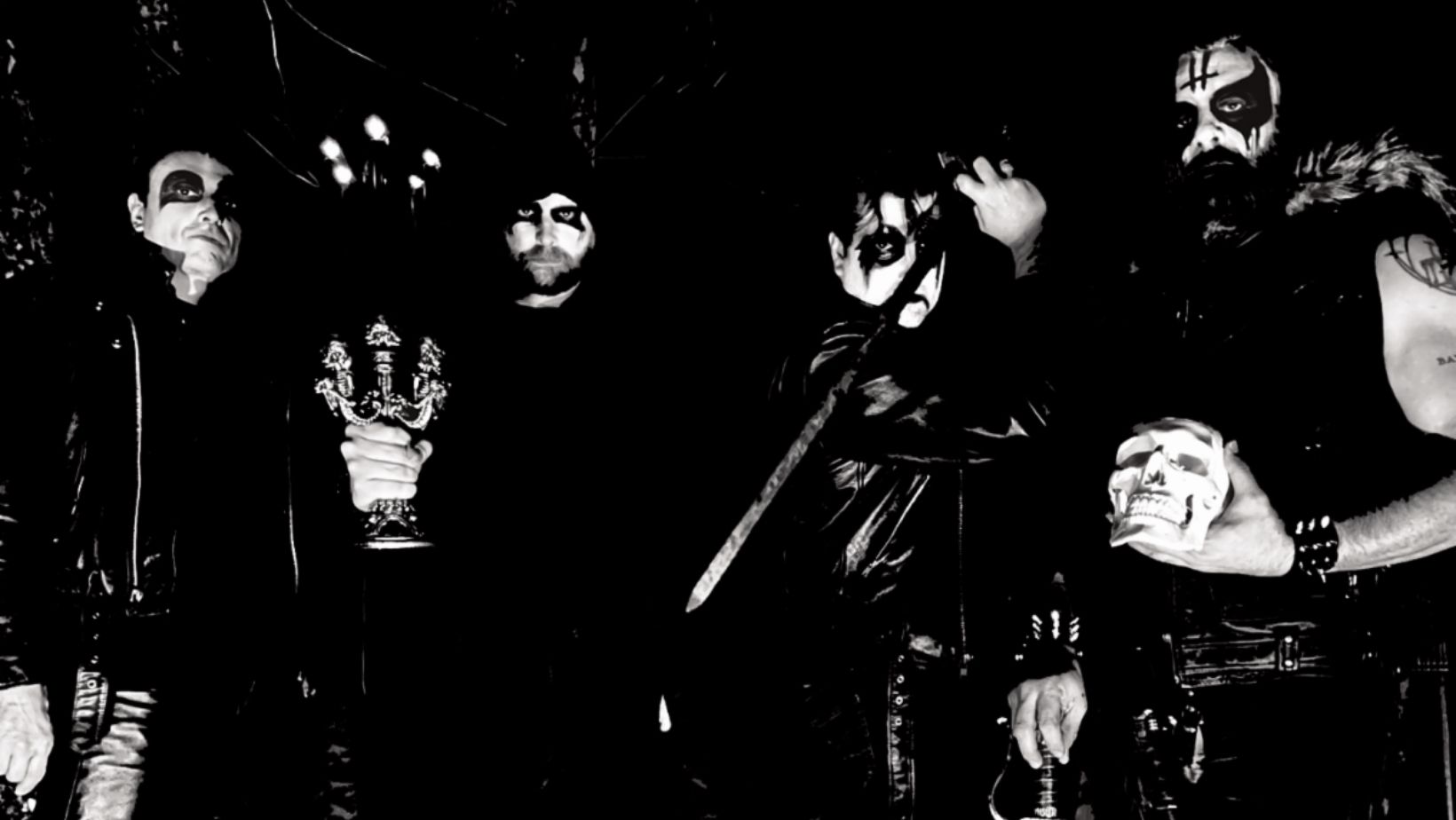 ÜBERCHRIIST “Dæmonic Apotheosis” ile Karanlığın Derinliklerine İniyor