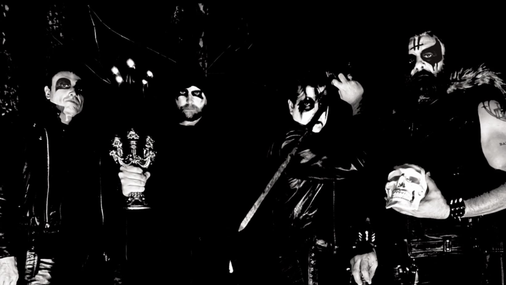 ÜBERCHRiIST Yeni Albümü “Dæmonic Apotheosis” İçin Derinliklere İniyor