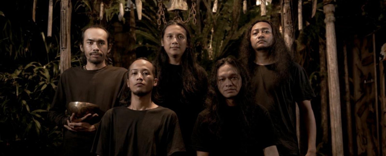 Metal Vokal Geleneği, Throat Singing ve Ritüel Sesler Bir Arada: ENSEMBLE TIKORO “Tortoise”u Duyurdu