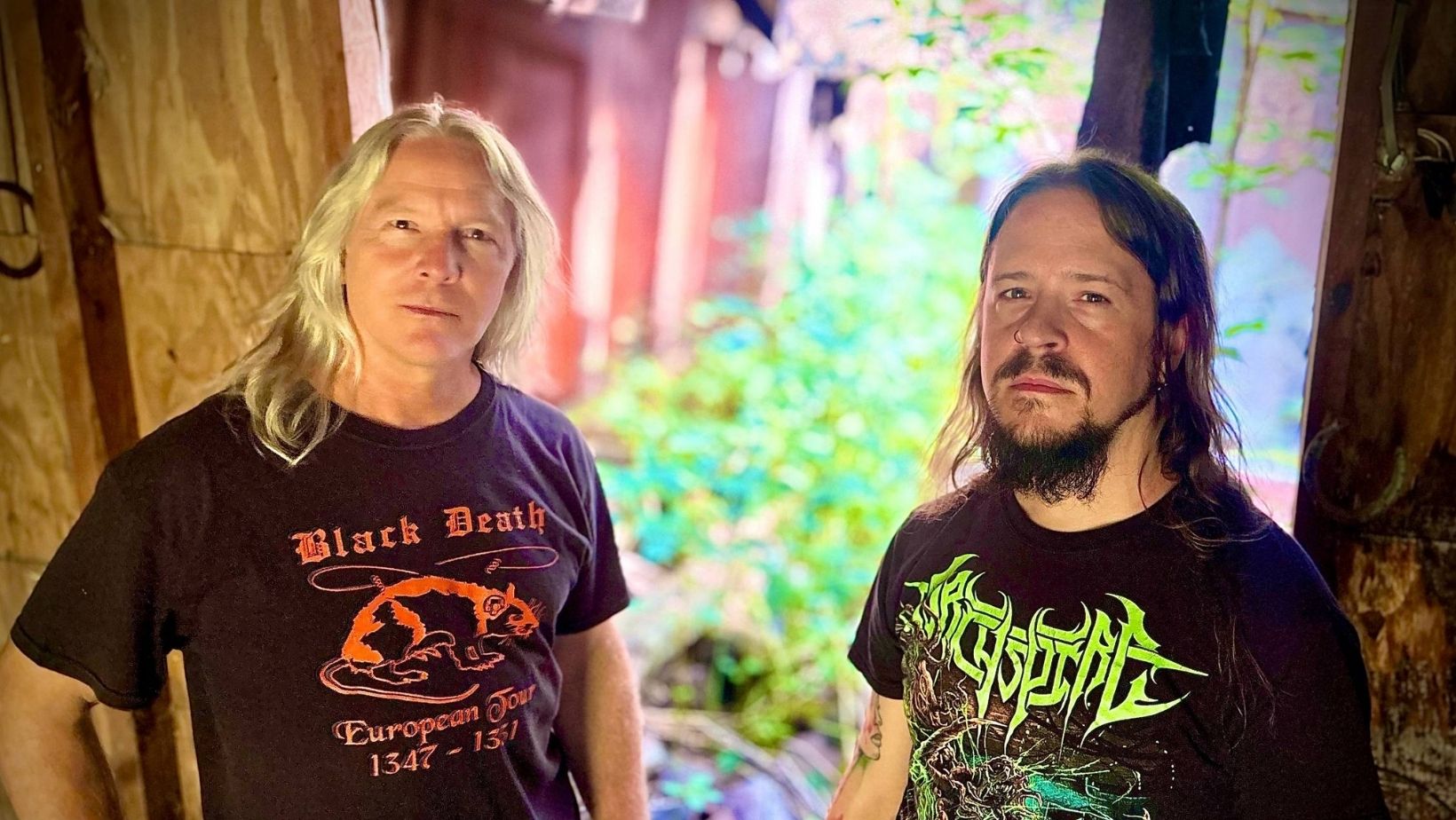 INTENTIONAL TRAINWRECK “Light The Way Up” ile Protesto Ateşini Yakıyor
