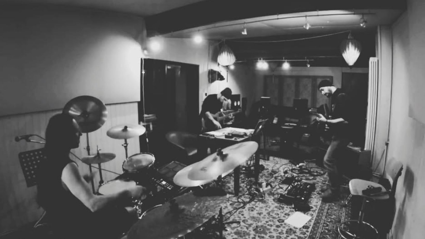 HOLLOW BONE “Onar” Enters a Dream-Inspired World